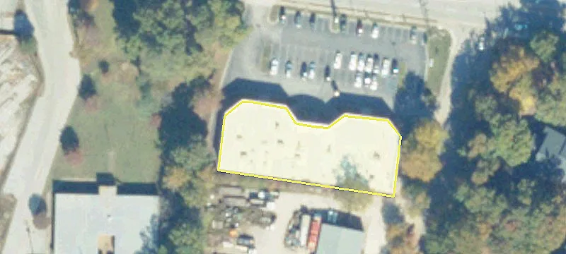 Endcap Retail Suite Next to FedEx