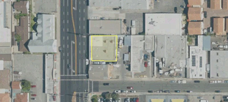 Two-Tenant Industrial Auto Service Buildings