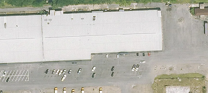 Contiguous Retail Suites in Shopping Center