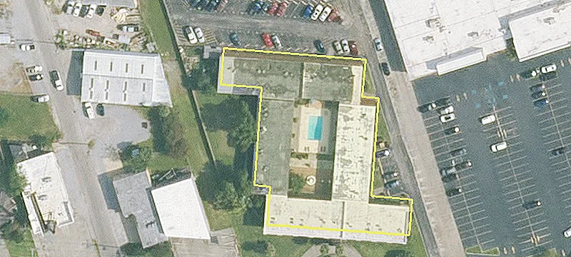 Two-Story Retail Building with Three Units