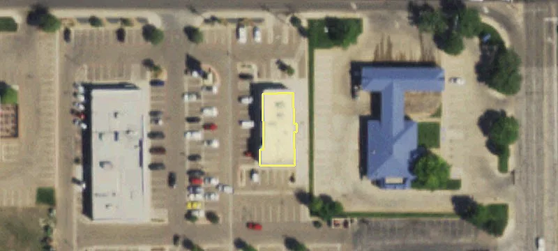 Endcap Retail Space