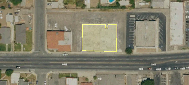 Freeway-Adjacent Build-to-Suite Land