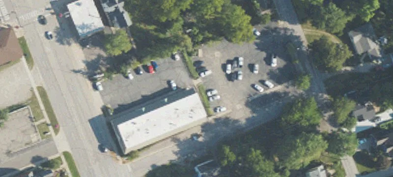 Office/Retail Corner Building