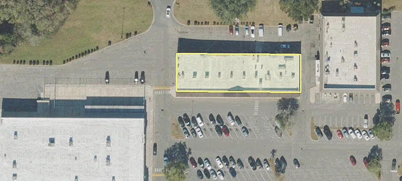 Retail Storefront Suite in Strip Mall