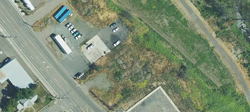 High-Traffic Commercial Lot