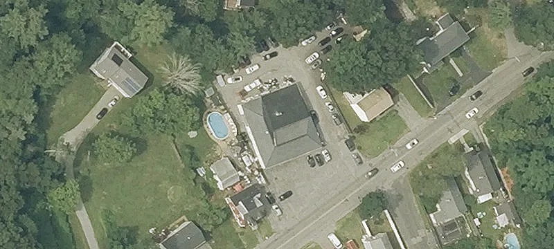 Auto Body Repair Shop with Real Estate