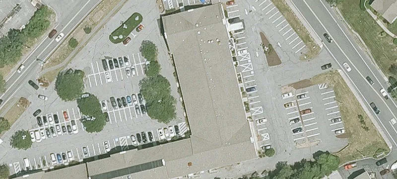 Retail Center with Multiple Suites