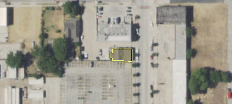 Restaurant Assemblage with Parking Lots