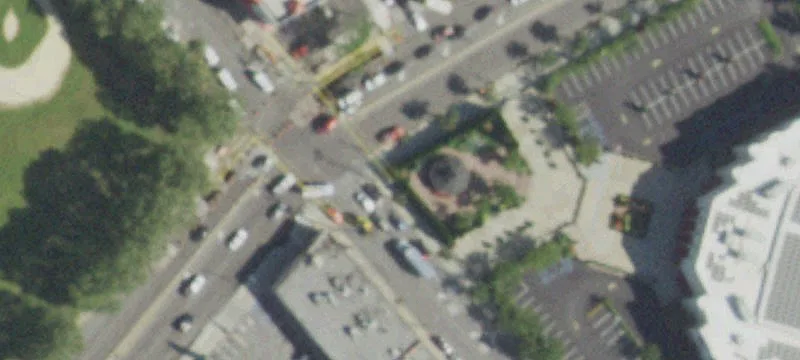 Pedestrian-Friendly Neighborhood Retail Space