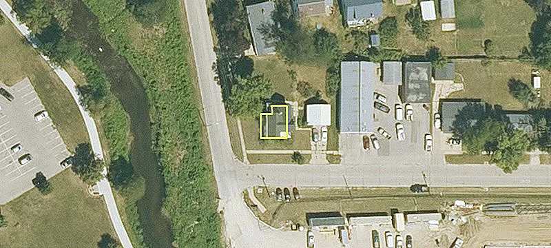 Industrial Flex Space with Overhead Door