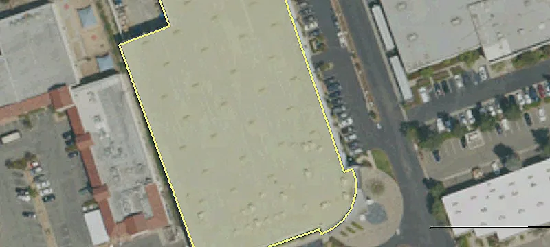 Free-Standing Distribution Facility