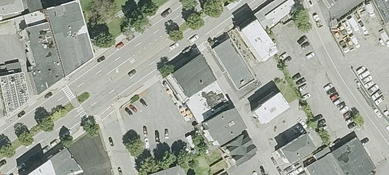 Leased Mixed-Use Building with Parking