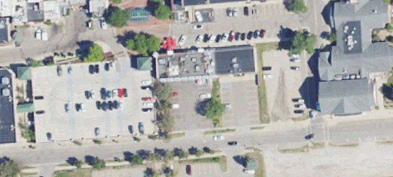 Plug-and-Play Downtown Office Suite