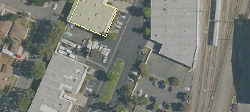 Flex Warehouse with Fenced Yard
