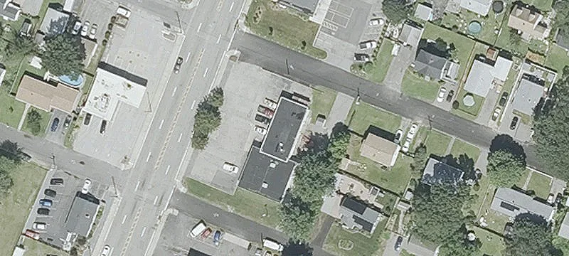 Versatile Post Road Commercial Building