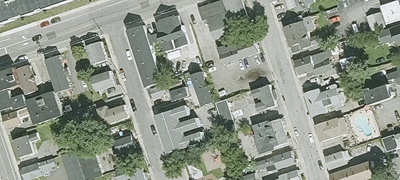 Side-by-Side Duplex with Separate Utilities