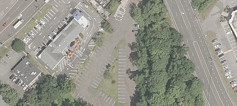 Freestanding Restaurant with Parking