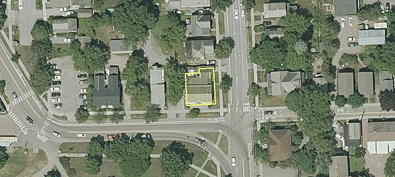 Corner Lot Lake-View Multifamily