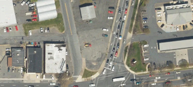 Parking Lot with Great Visibility