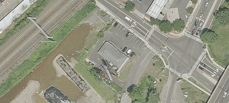 High-Bay Distribution Warehouse