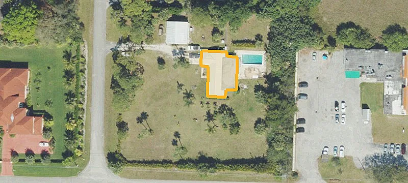 Multi-Parcel Golf Course Land