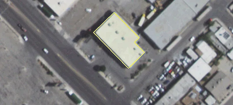 Freestanding Retail Building with Parking