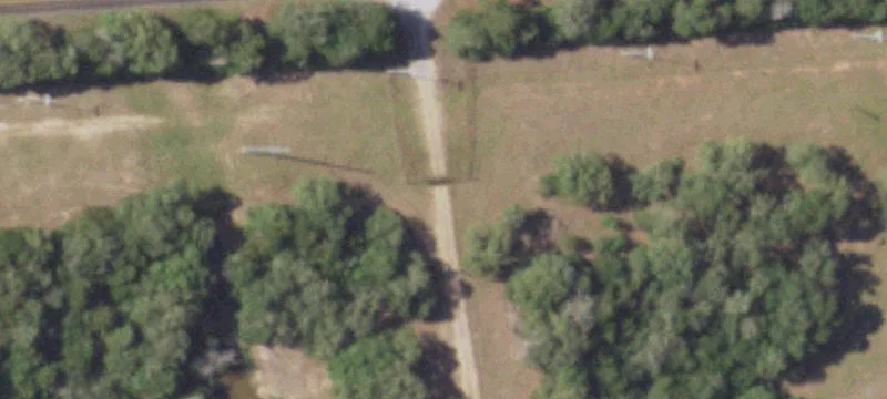 Unrestricted Hunting and Livestock Land