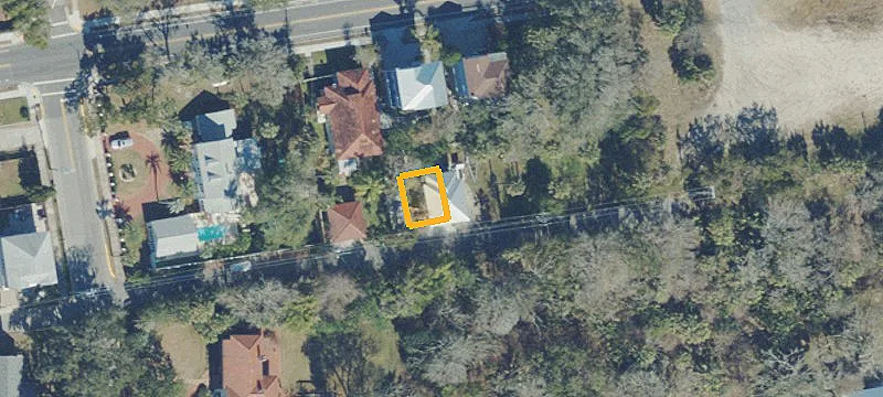 Buildable Lot on Dead-End Street