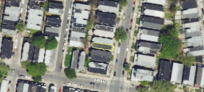 Twin Duplex with Unfinished Basement