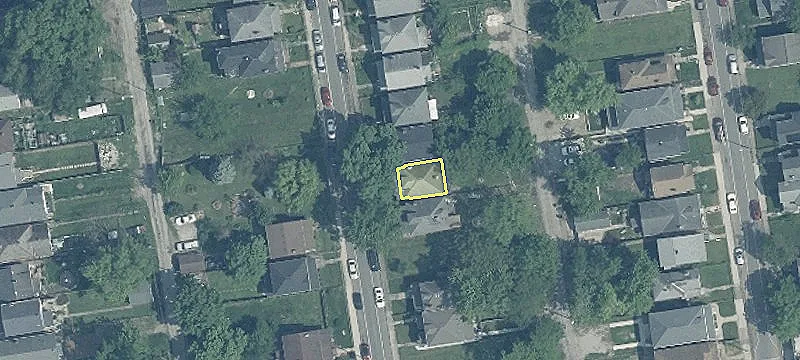 Updated Duplex with Private Outdoor Space