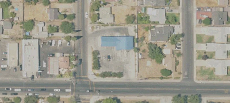 24-Hour Self Serve Car Wash Facility