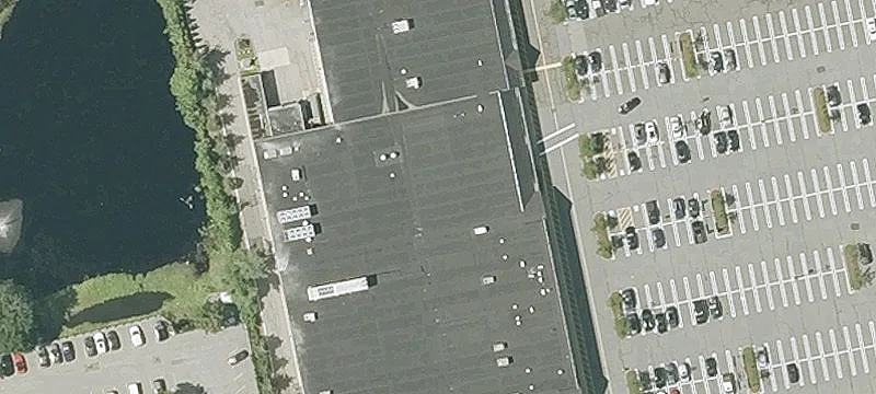 Retail Shopping Center with Highway Access