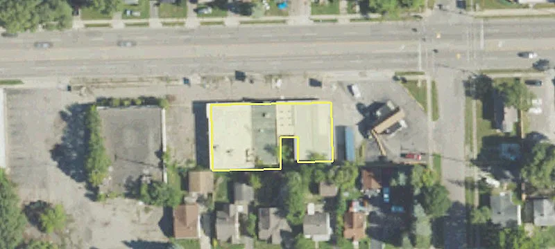 Commercial Building with Flexible Use