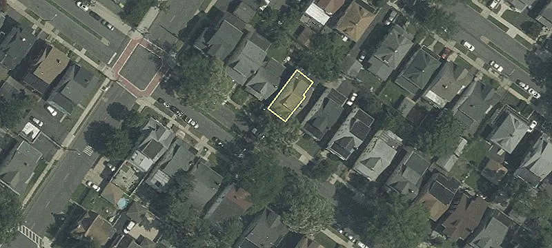 Second-Floor Rental Apartment