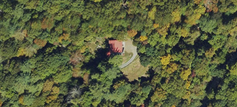 Deeded Lakefront Access Lot