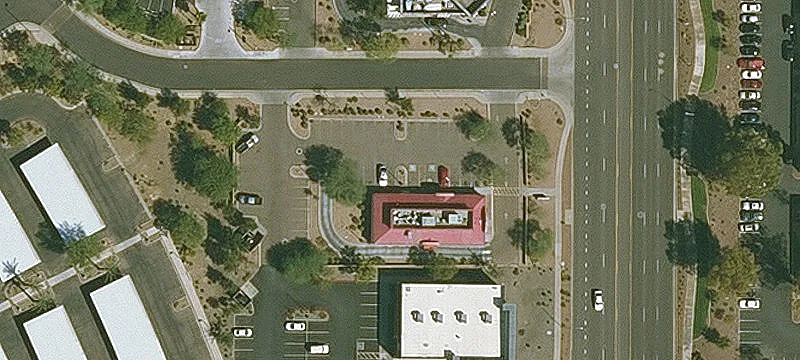 Freestanding Pizza Hut Drive-Thru