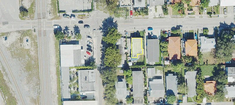 Studio Apartment with Yard Area