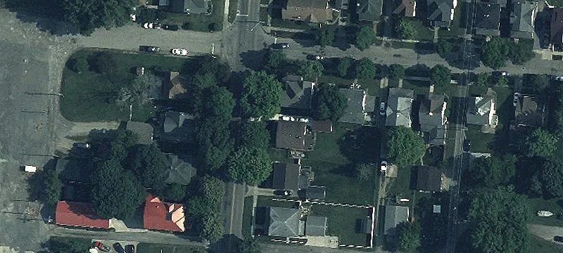 Well-Maintained Duplex with Two Units