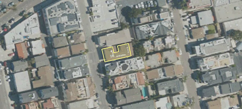 Renovated Triplex with Shared Courtyard