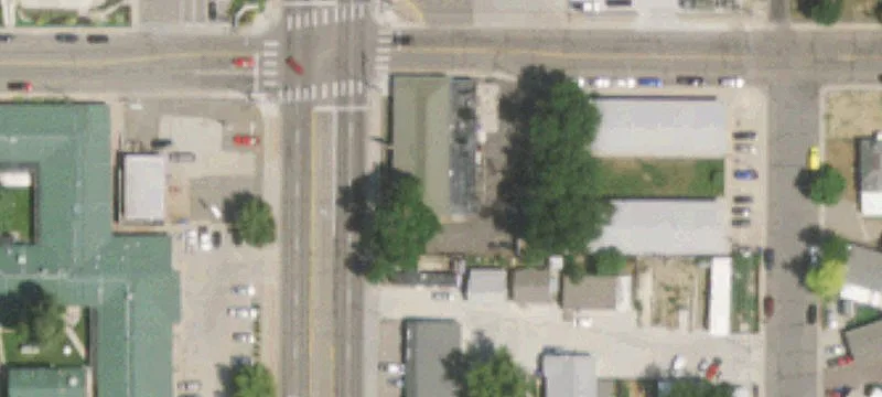 Multi-Unit Retail/Office Building