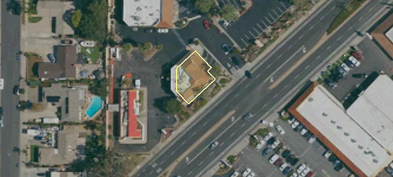 Corner Community Shopping Center