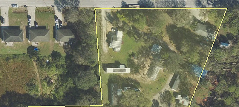 55+ RV Resort Lot with Tiki Hut
