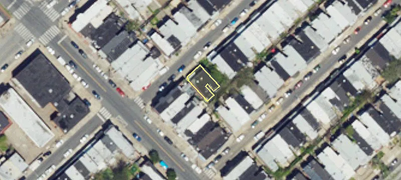 Renovated Duplex with Two 1BR Units