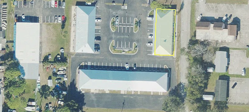 Shopping Center with Multiple Entrances