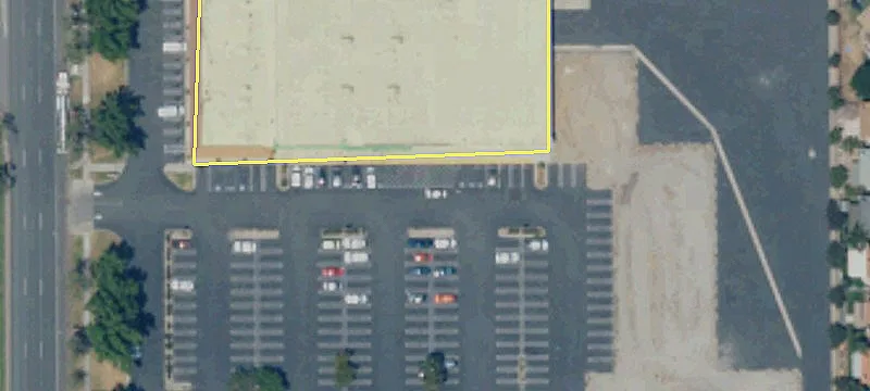 Multi-Tenant Regional Shopping Center