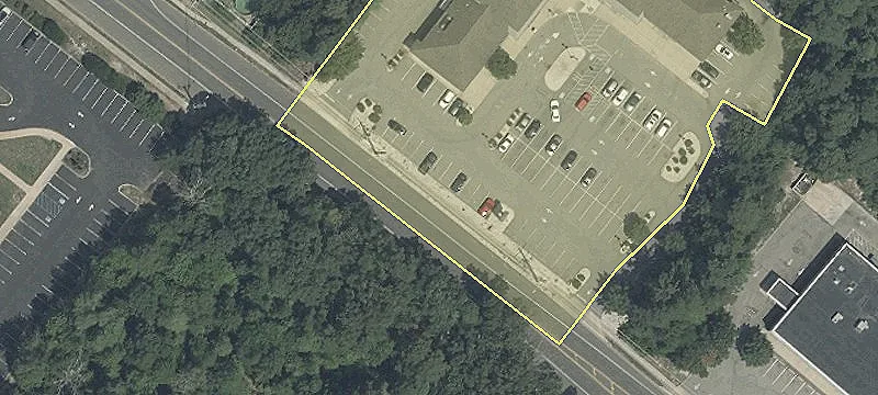 Retail Suite in Strip Mall