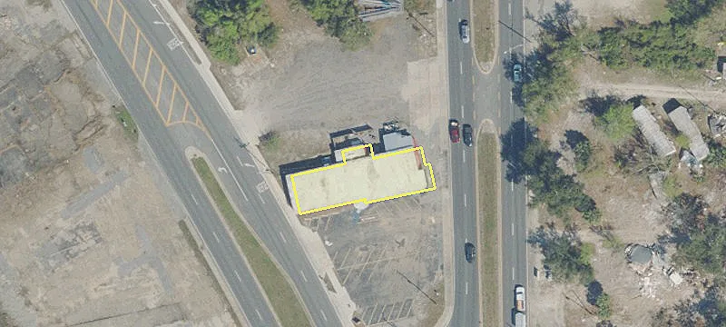 Retail Building with Flexible Suites
