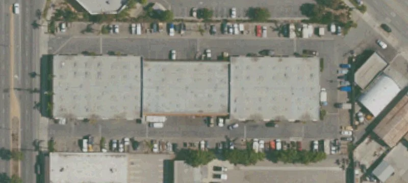 Multi-Unit Industrial Warehouse with Roll-Up Doors