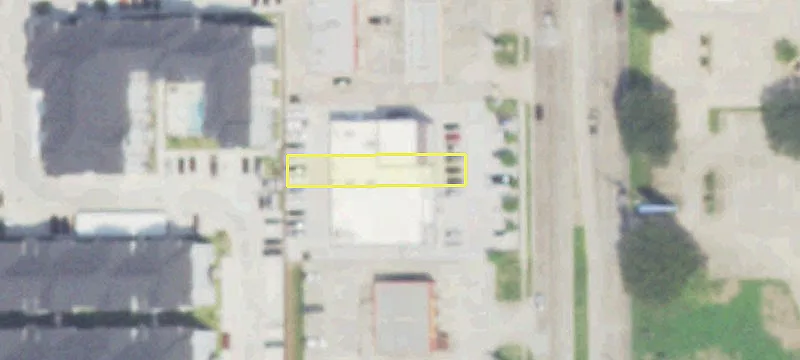 Retail Space with High Visibility