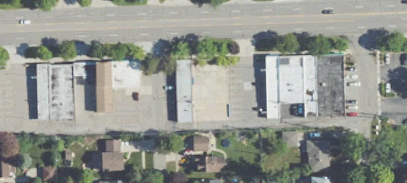Retail Storefront with Flexible Layout